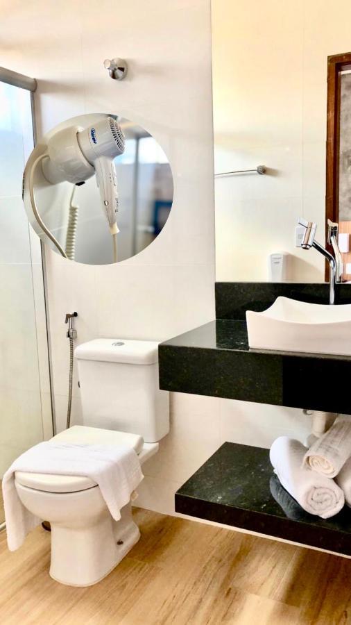 Lara'S Hotel Капитолиу Экстерьер фото