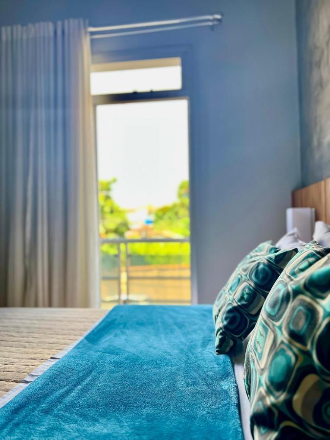 Lara'S Hotel Капитолиу Экстерьер фото